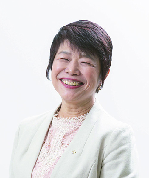 君嶋 信子